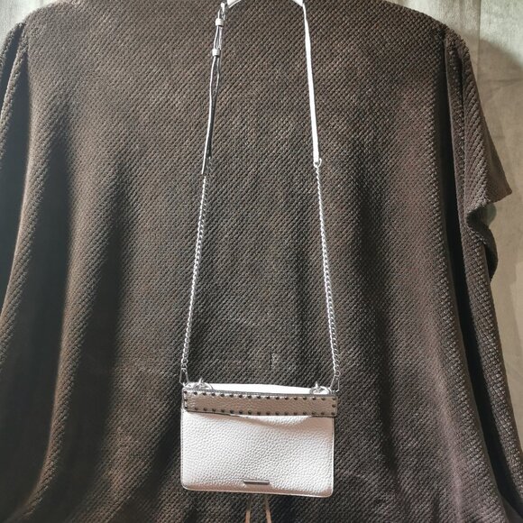 Light Grey/Silver Crossbody EUC # 233 - Picture 6 of 16